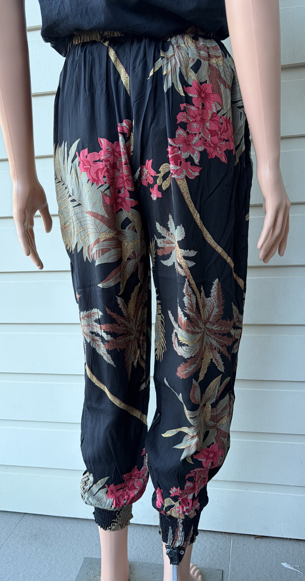 Midnight Garden Pant